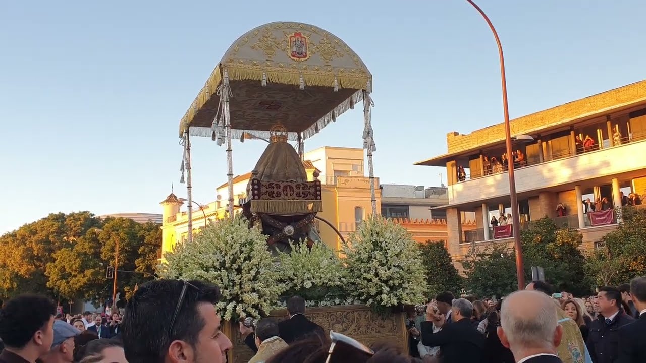 PROCESION MAGNA SEVILLA 2024 | NUESTRA SEÑORA DE LOS REYES | PATRONA DE SEVILLA