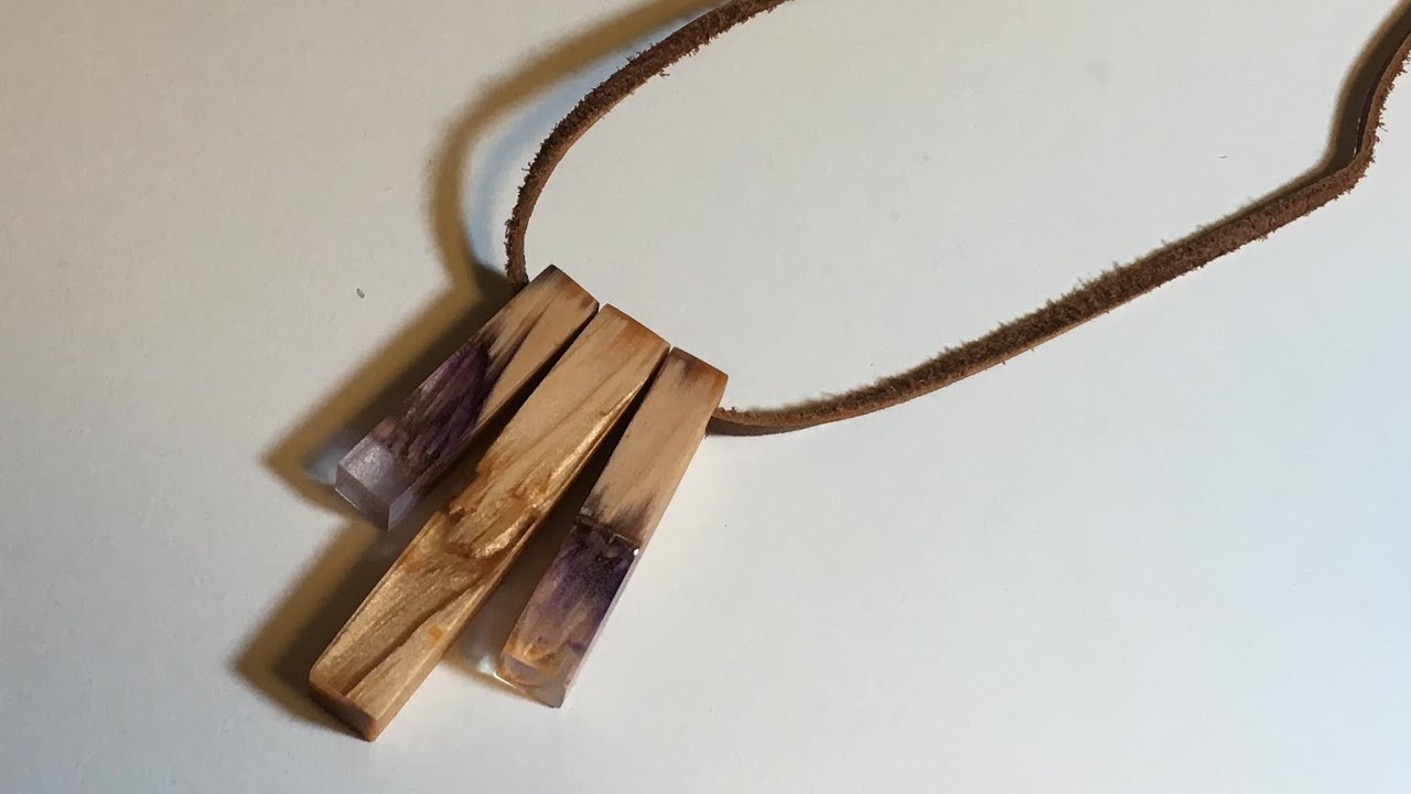 木とレジンのネックレス How to make epoxy and wood pendant