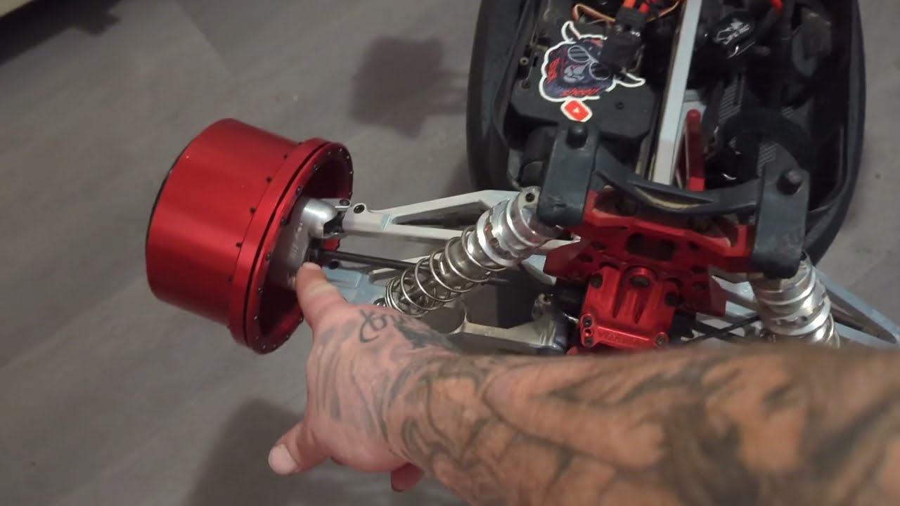 All aluminum beadlocks from VITAVON for the kraton 8s