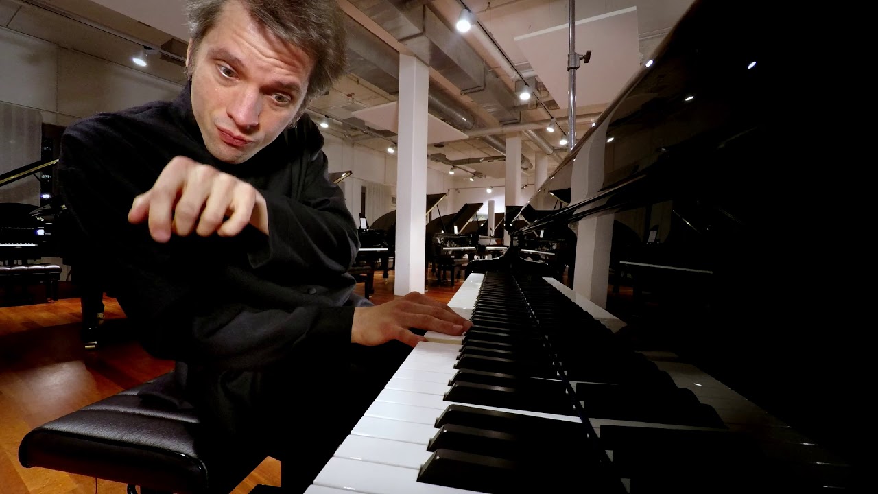 Severin von Eckardstein plays Medtner lyric fragments op. 23