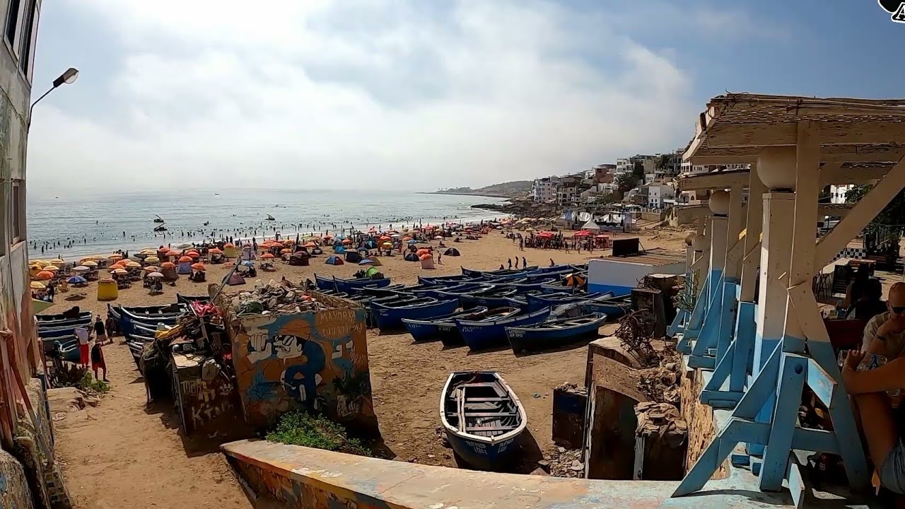 شاطئ تغازوت بمدينة اكادير المغربية جولة في  كورنيش بمطاعم جانب البحر AGADIR Morocco