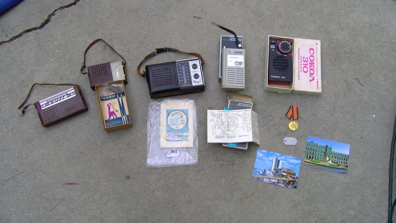 Unboxing 5 Vintage Soviet Transistor Radios