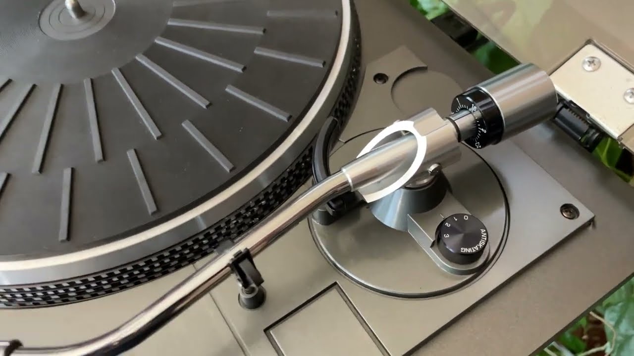 Metallica on vinyl Akai AP-206 / Pioneer A-717 / Pioneer HPM-100