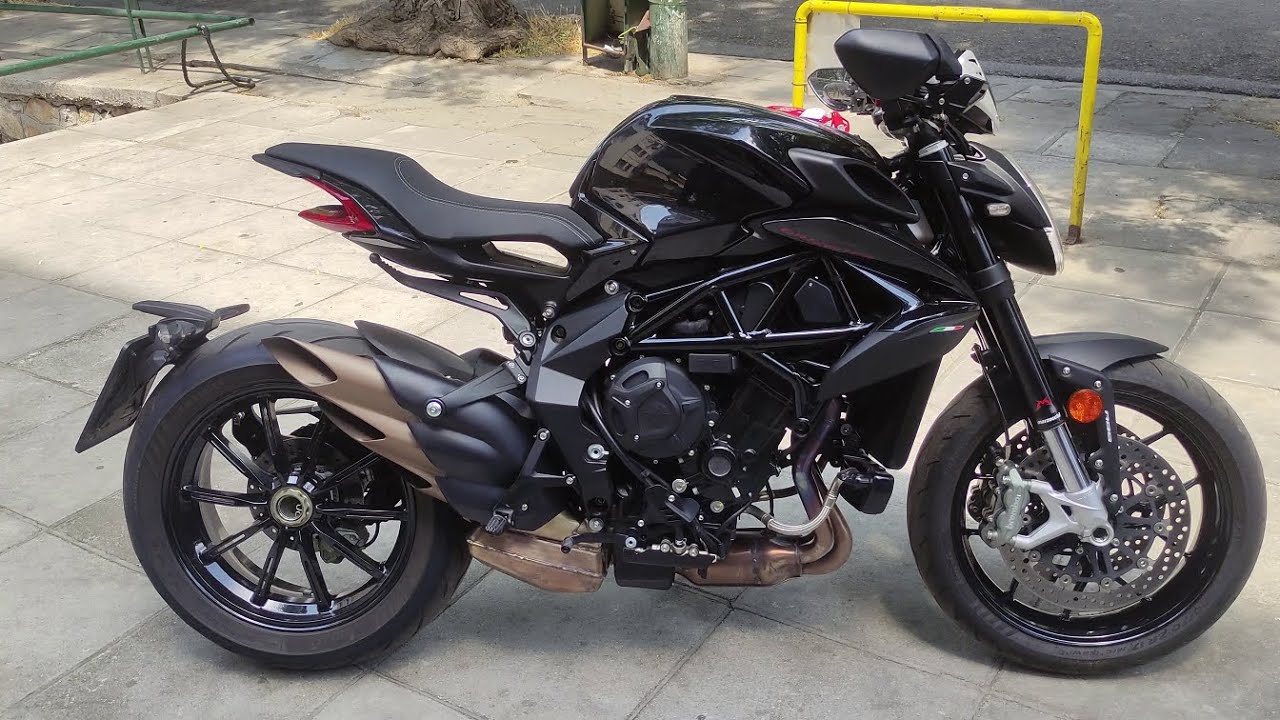 MV AGUSTA DRAGSTER 800 R Euro5+ 2025 Review & Test Ride | Che bestia! #mvagusta