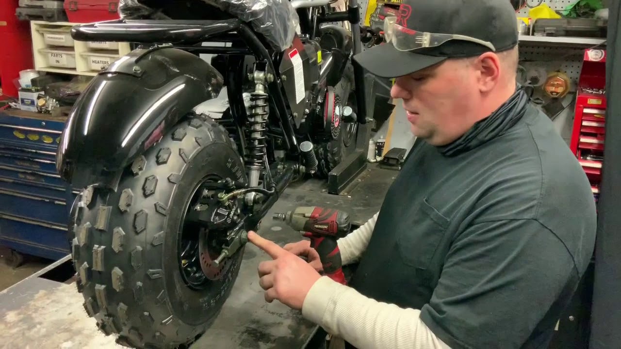 MB200 Chain Adjustment tutorial
