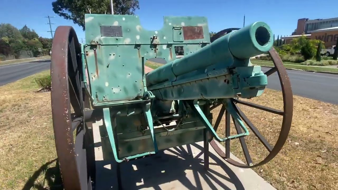 Seymour German  7.7cm Feidkanone C96 Krupp 