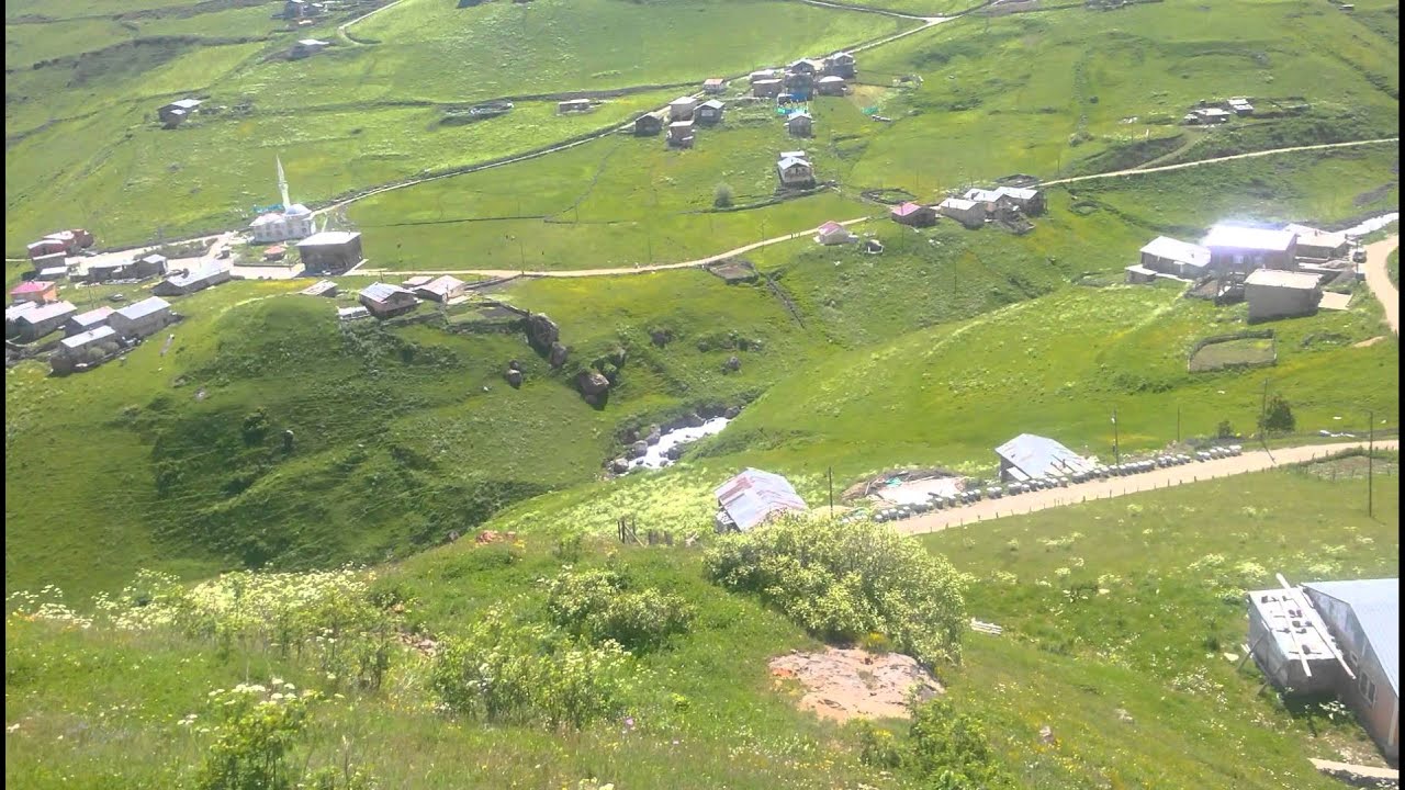 işte balıyla meşhur olan 2500 rakım yukseklikte olan anzer yaylasi