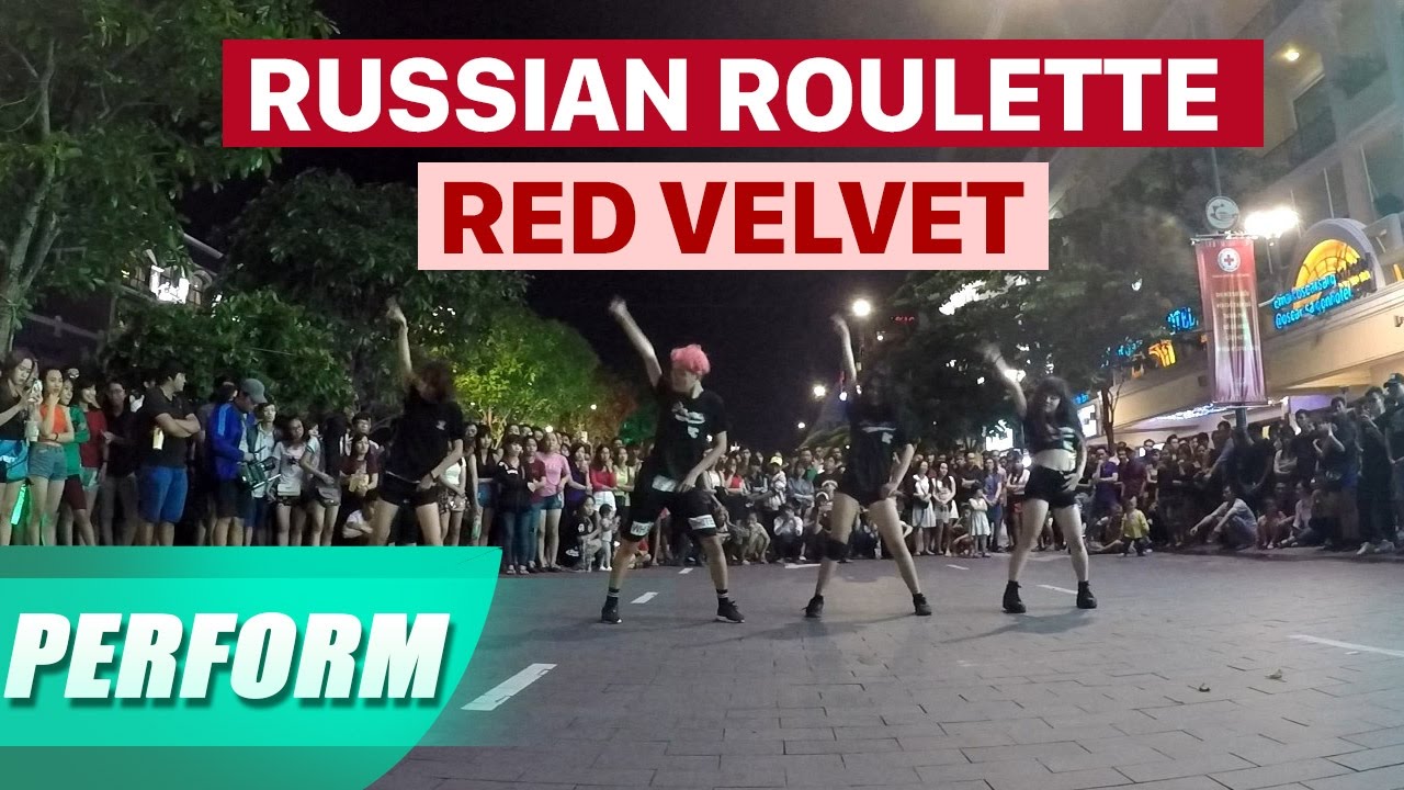 Lốc Cốc Show 11 | Russian Roulette - Red Velvet | Panoma Dance Crew | Phố đi bộ Nguyễn Huệ