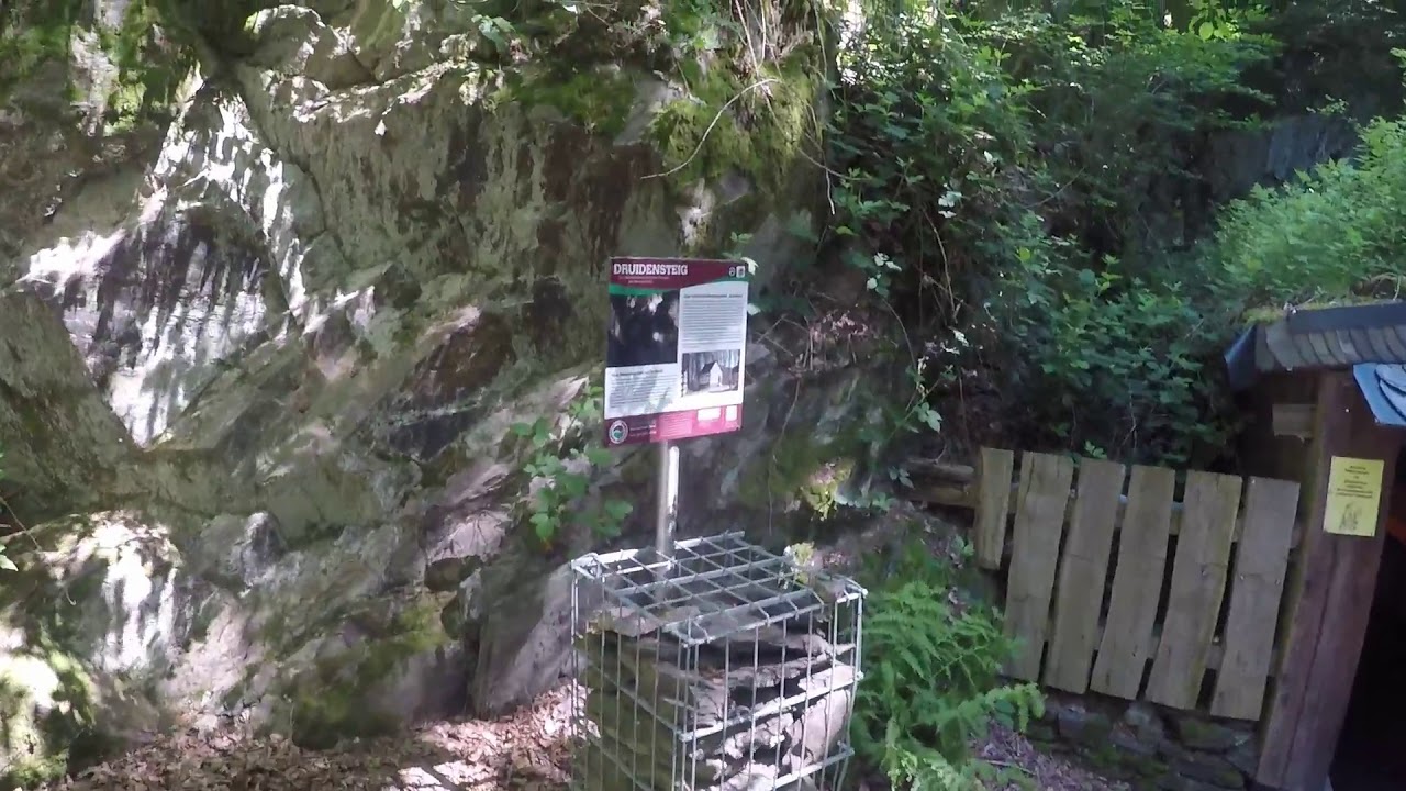 Westerwaldsteig Teil 1,Kroppacher Schweiz Altes Schieferbergwerk