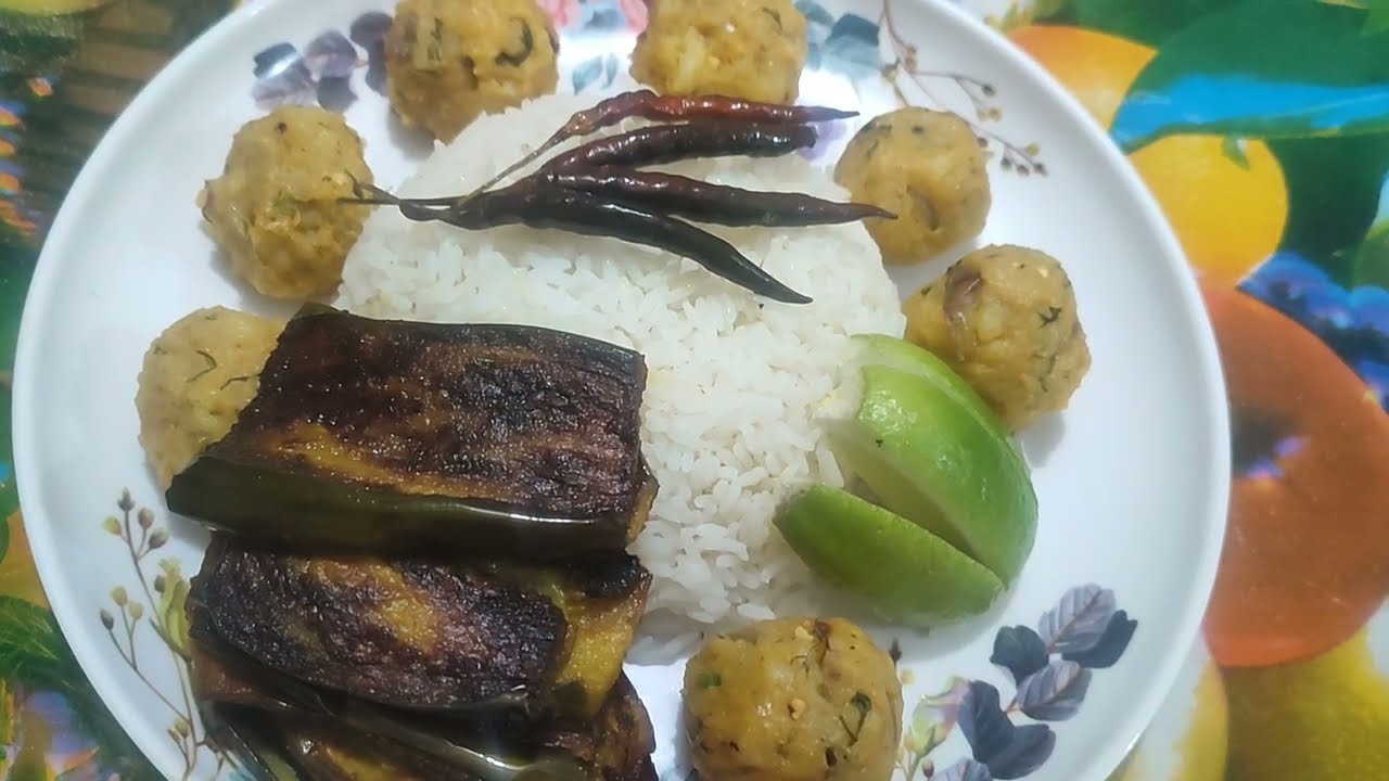 বেগুন ভাজি রেসিপি, বেগুন ভাজি আর দারুন একটা আলু ভরতা,বেগুন ভাজি,begun Bhaja recipe,