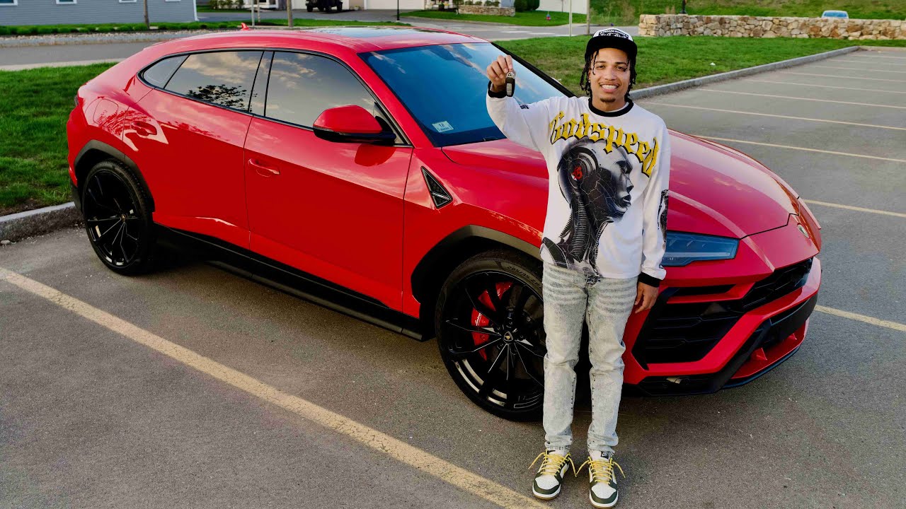Я купил машину своей мечты — Lamborghini Urus!