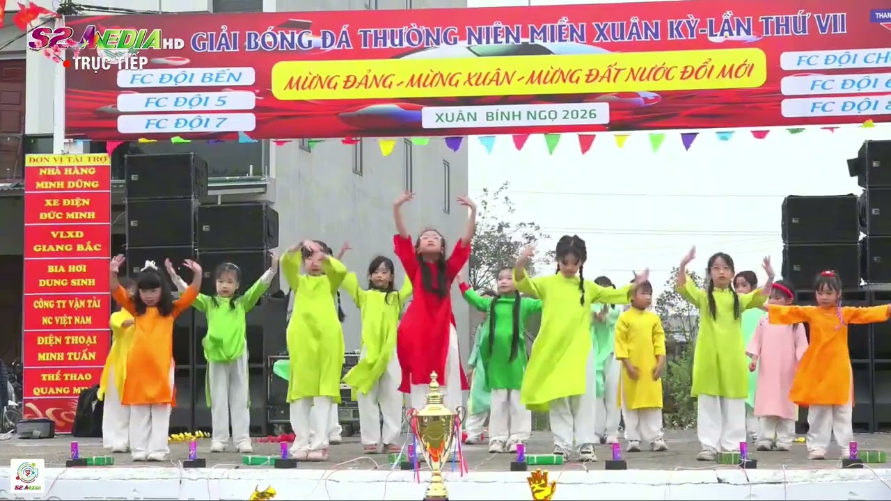 Liên khúc ngày Tết quê em - Tết đong đầy - Team Trinh Trinh
