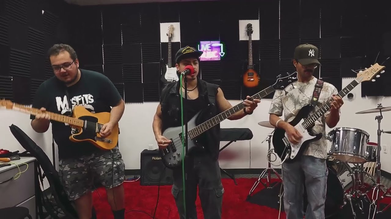 The Strokes - Someday (Cover) ZOOM Q8N-4K