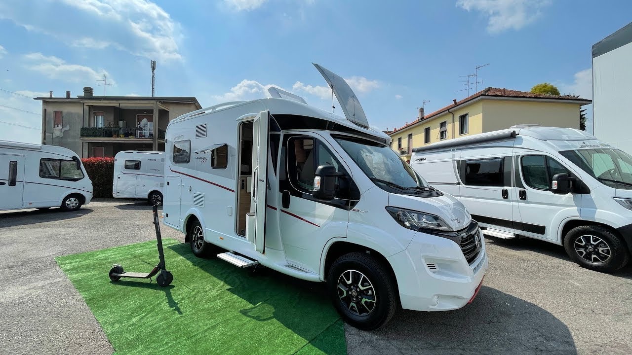 CAMPER PURO,CAMPERVAN O CAMPER? ecco la soluzione VEICOLO COMPATTO DETHLEFFS GLOBEBUS GT T1 5,99 mt