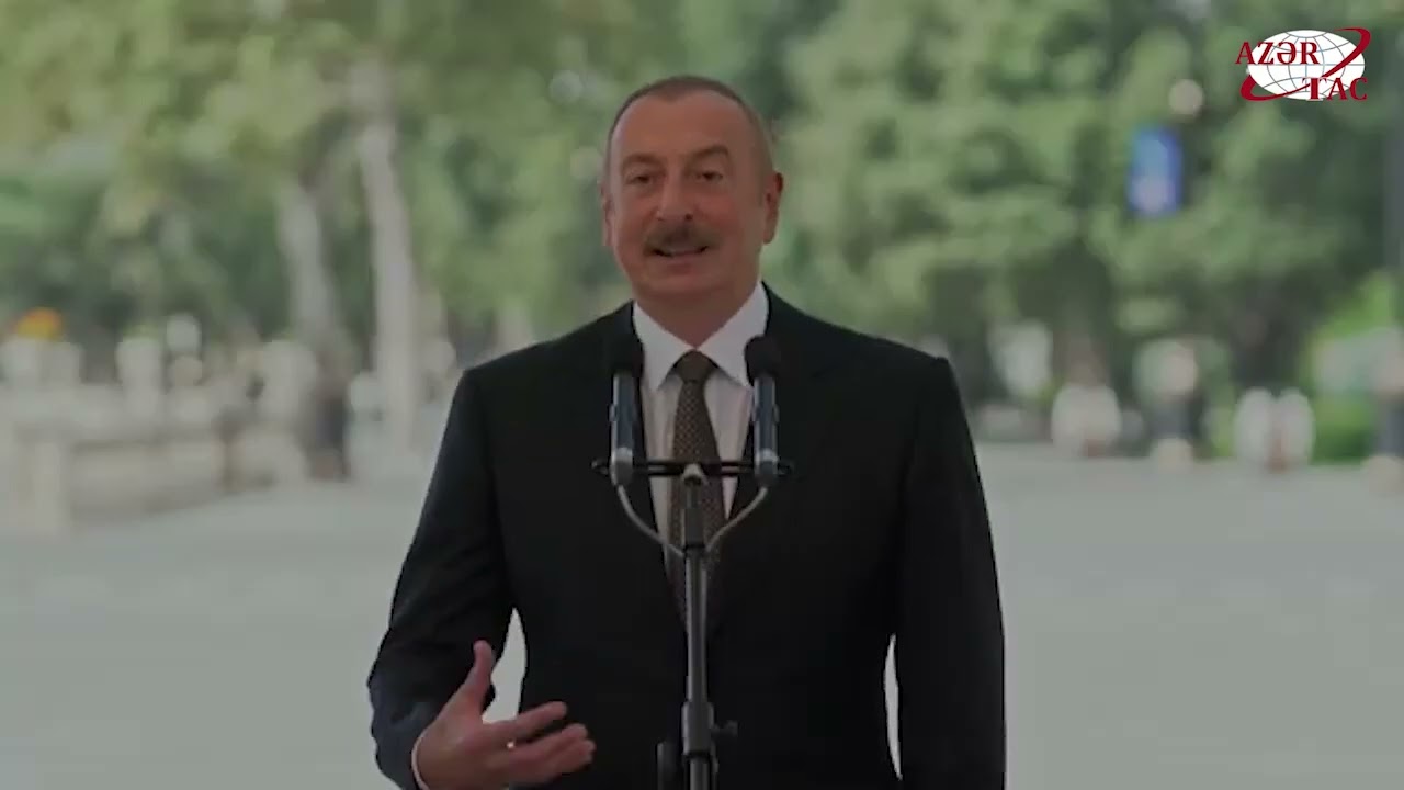 Bakının Dənizkənarı Milli Parkında dünyaşöhrətli müğənni Müslüm Maqomayevin abidəsinin açılışı olub