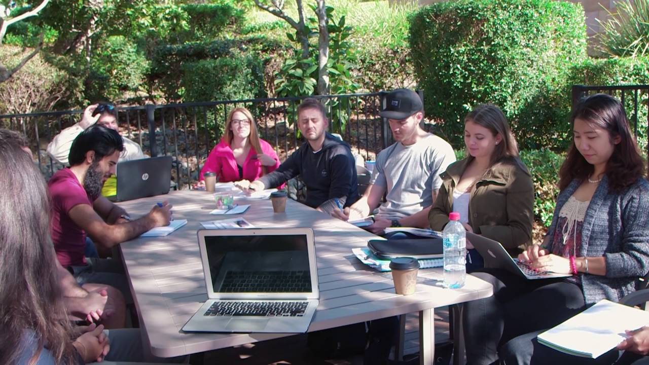 Outdoor learning at Bond: using outdoor spaces as transformational learning spaces