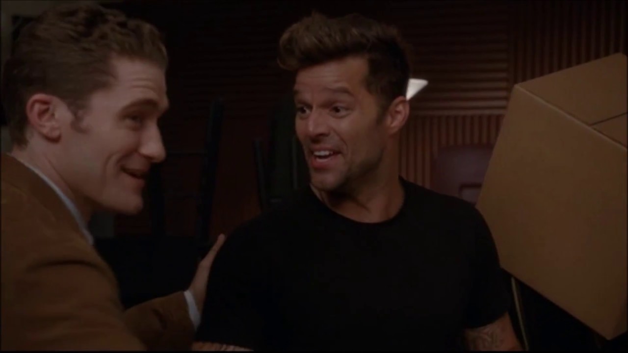 Glee - Sexy And I Know It (Full Performance) 3x12