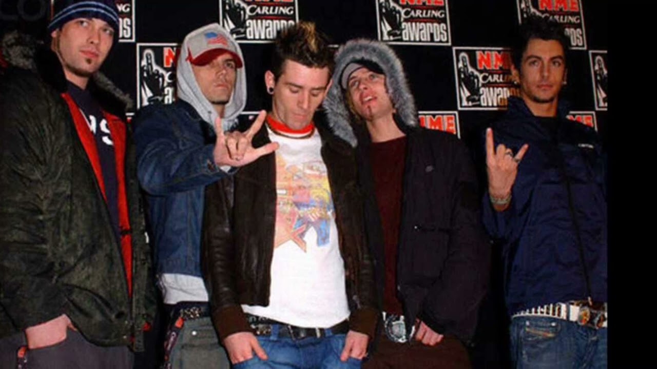 Lostprophets - …And She Told Me To Leave (Instrumental)