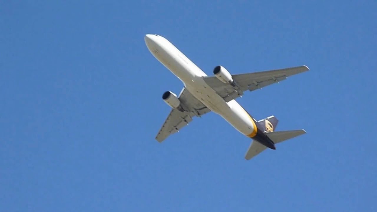 UPS Departures at DFW Airport