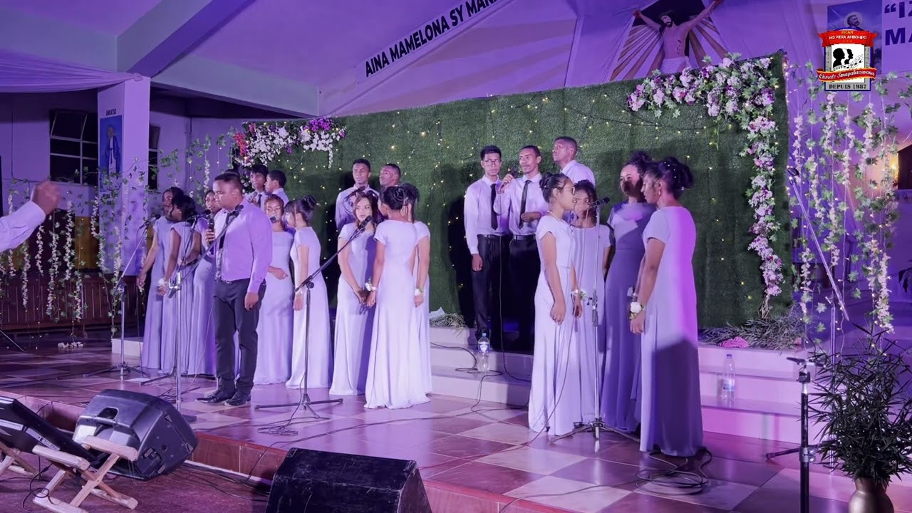 Nanjohy iny lalana iny izahay noho ny anaranao, Jesoa Kristy - Tarapahazavana