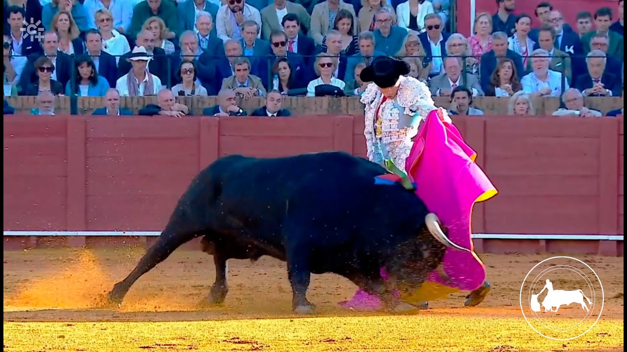 Juan Ortega, primer toro, Feria de Abril, Sevilla 01-05-2025