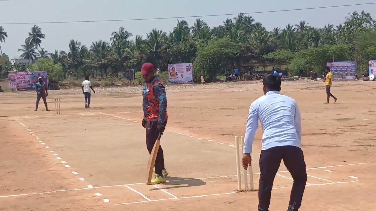 Mangottai  VS  Vallathirakottai 🔥🏏       Kadukkadu Tournament, Ramji Cricket Club..