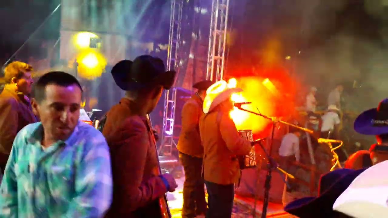 TRAVIESOS DEL NORTE de San Luis Potosi SLP CEL 4444349614 WATSAPP JARIPEO POR LA SIERRA DE ALVAREZ