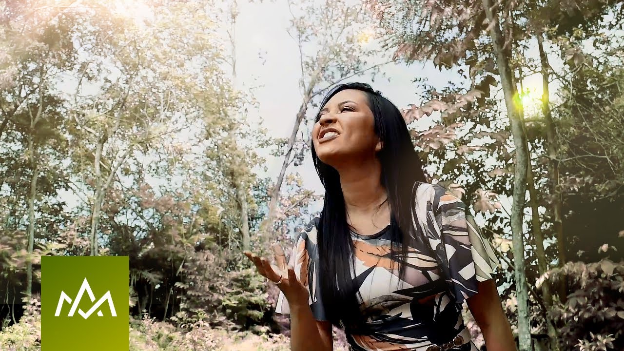 Mayara Oliveira - Cantando no Vale (Clipe Oficial)