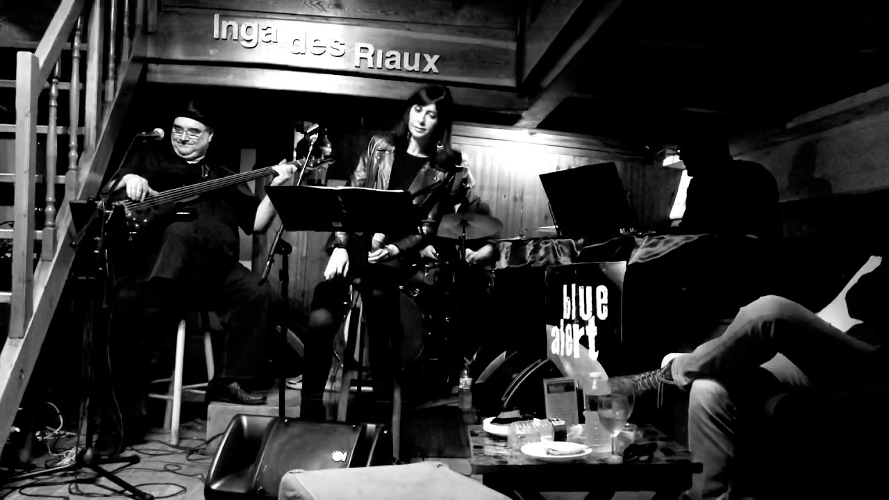 Back to black Cover / Amy Winehouse by Blue Alert Band / Katia Blanc
