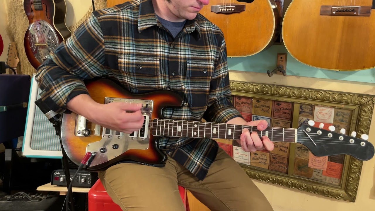 1960s Kent (Guyatone-made) Model 533 “Videocaster” electric guitar
