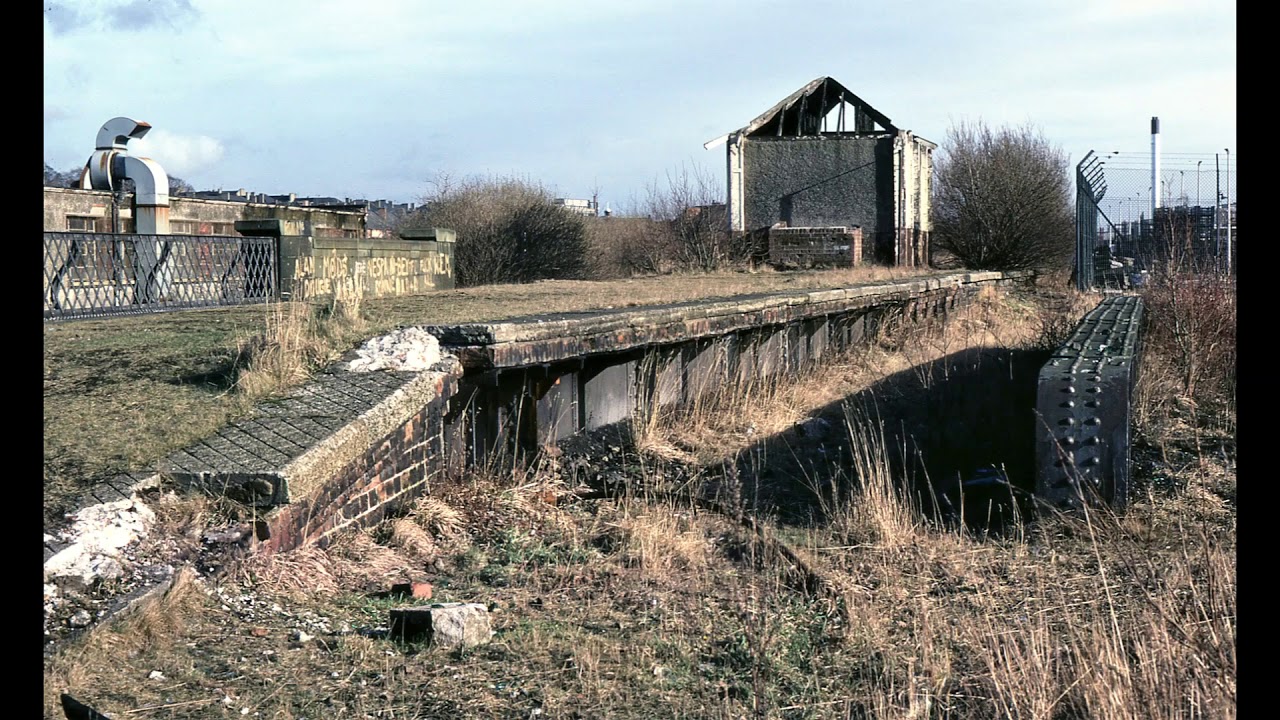 GLASGOW'S DISUSED RAILWAYS - Clydebank to Partick 1982, by Douglas Thomson