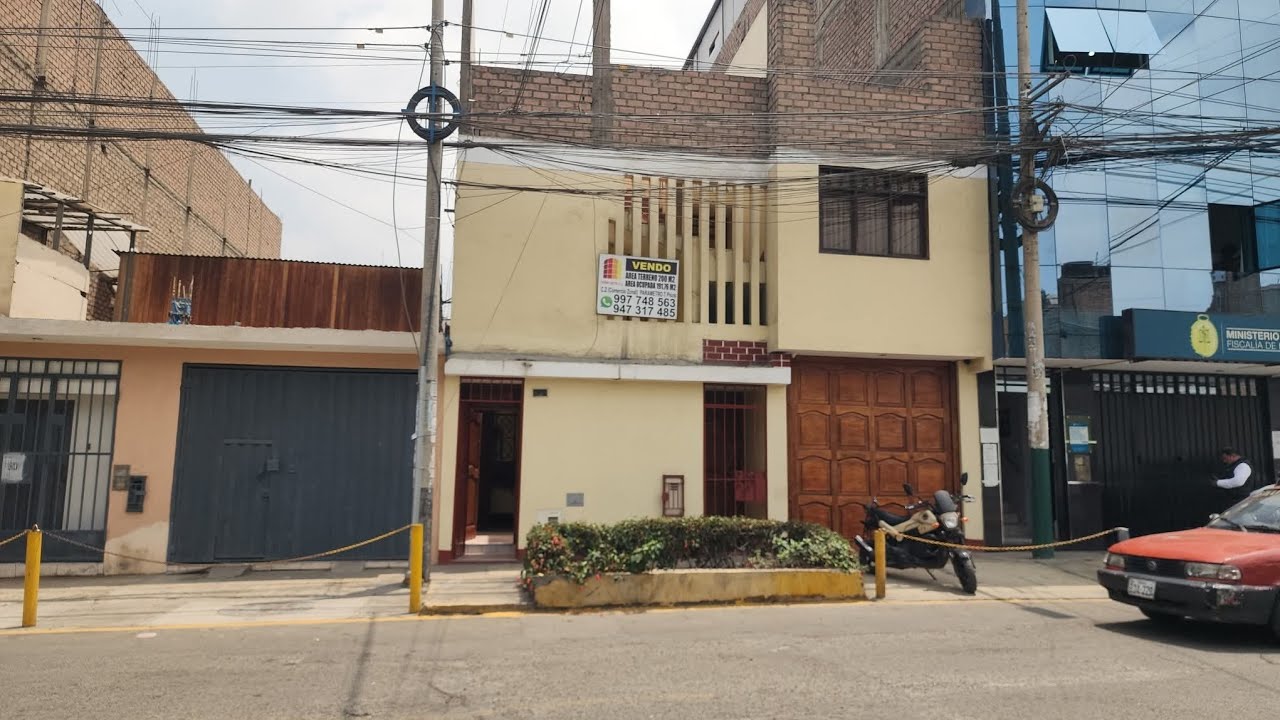 Venta de Casa Comercial en Independencia de 200 m²