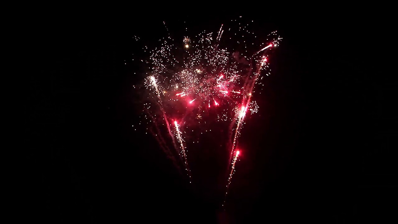 Chain Reaction - Hallmark Fireworks
