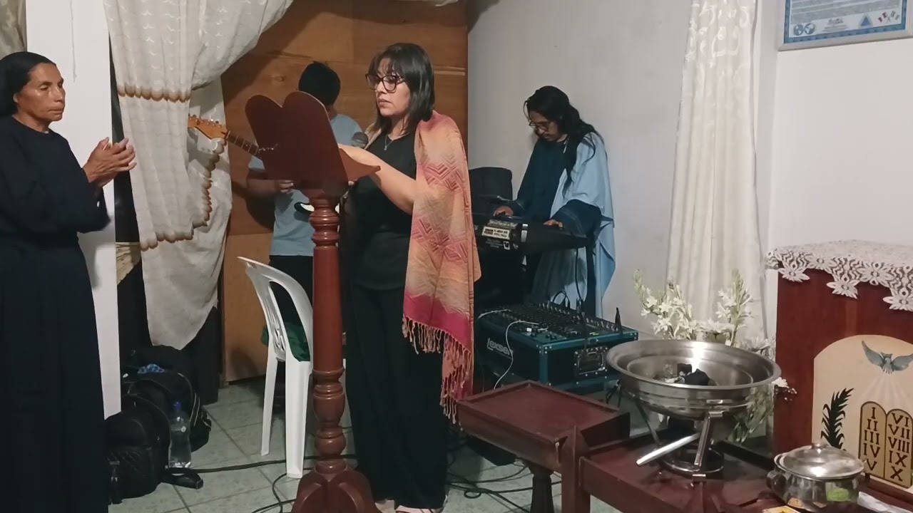 La santa vigilia EL TRIUNFO DE ISRAEL 🎹🎸🎬 AEMINPU 🕊️
