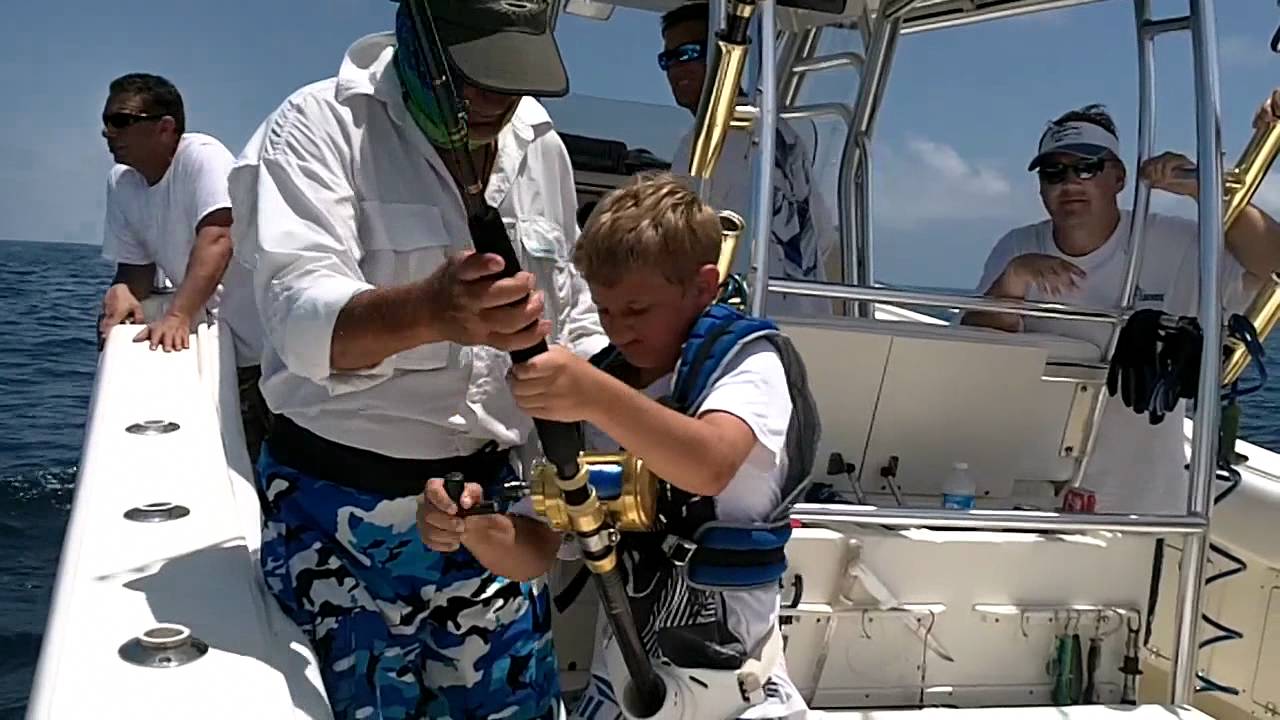 10 Year Old Catches Monster Roosterfish in Panama!