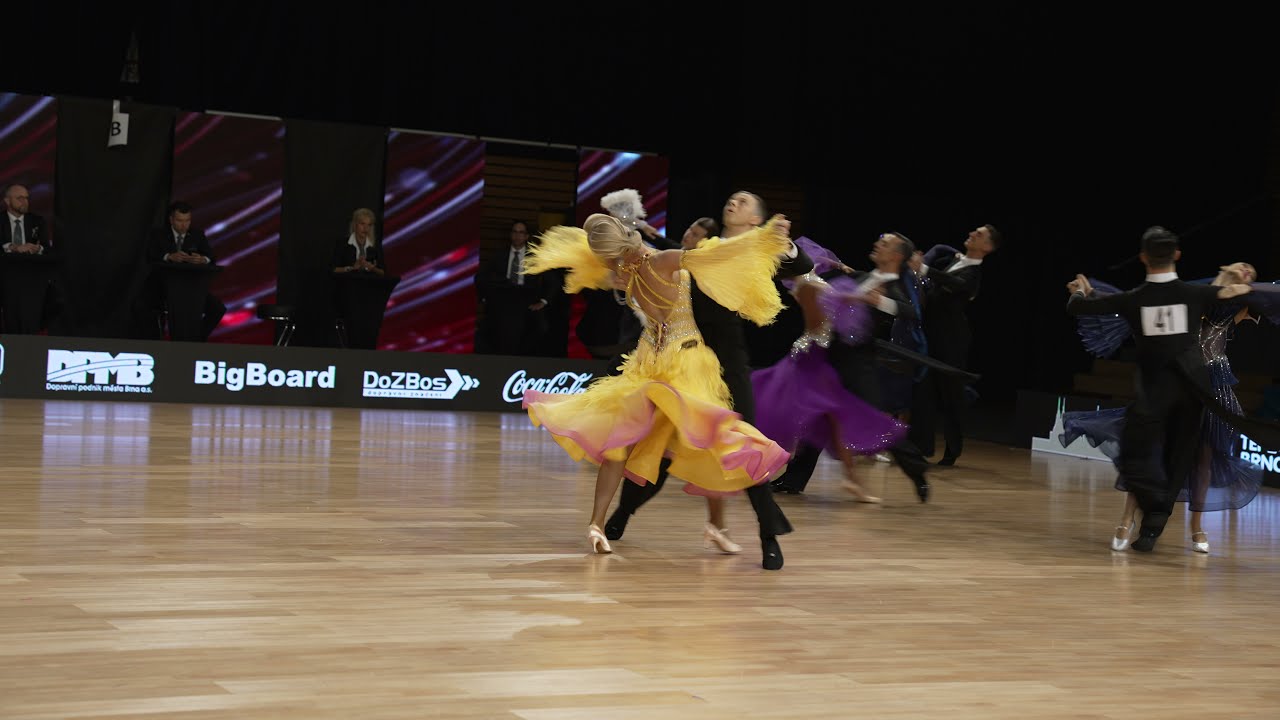 WDSF WORLD OPEN STANDARD.  Slow Walz