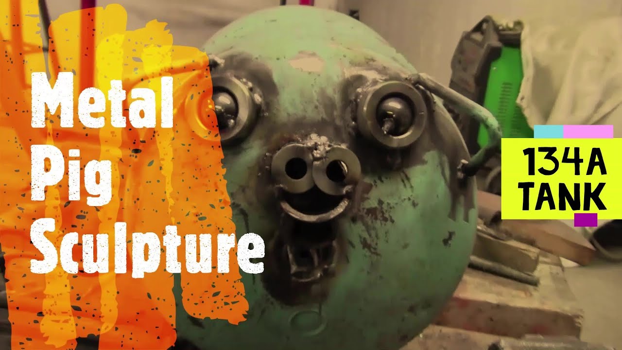 134A Refrigerant Tank Metal Pig Sculpture