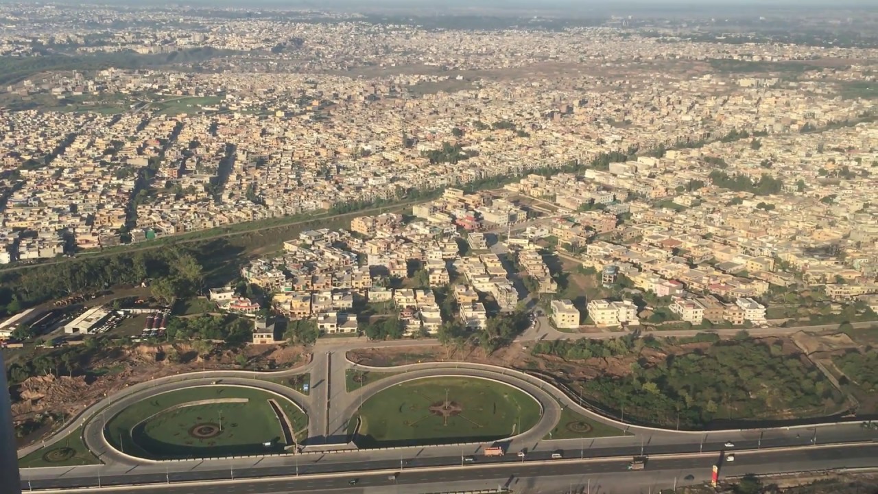 PIA Landing in the morning at Islamabad Airport 2017.