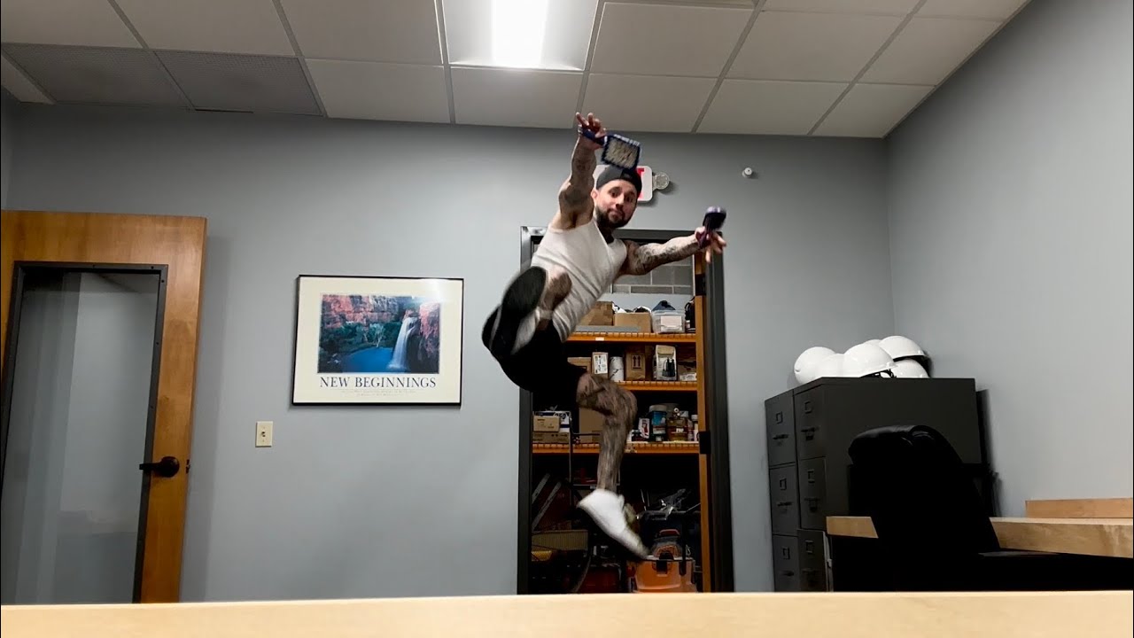 ASMR, который действительно агрессивен | Быстрый триггер на лицо