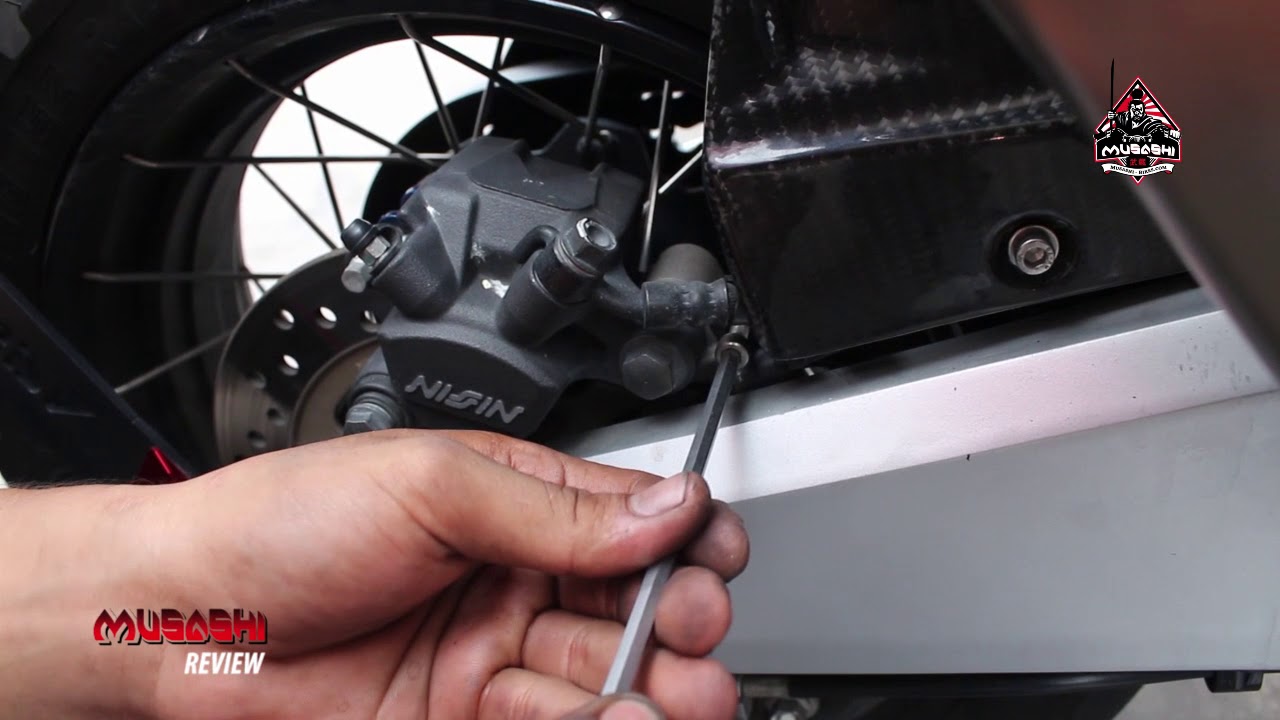X ADV rear fender setup by Maithai Musashi-Bikes shop