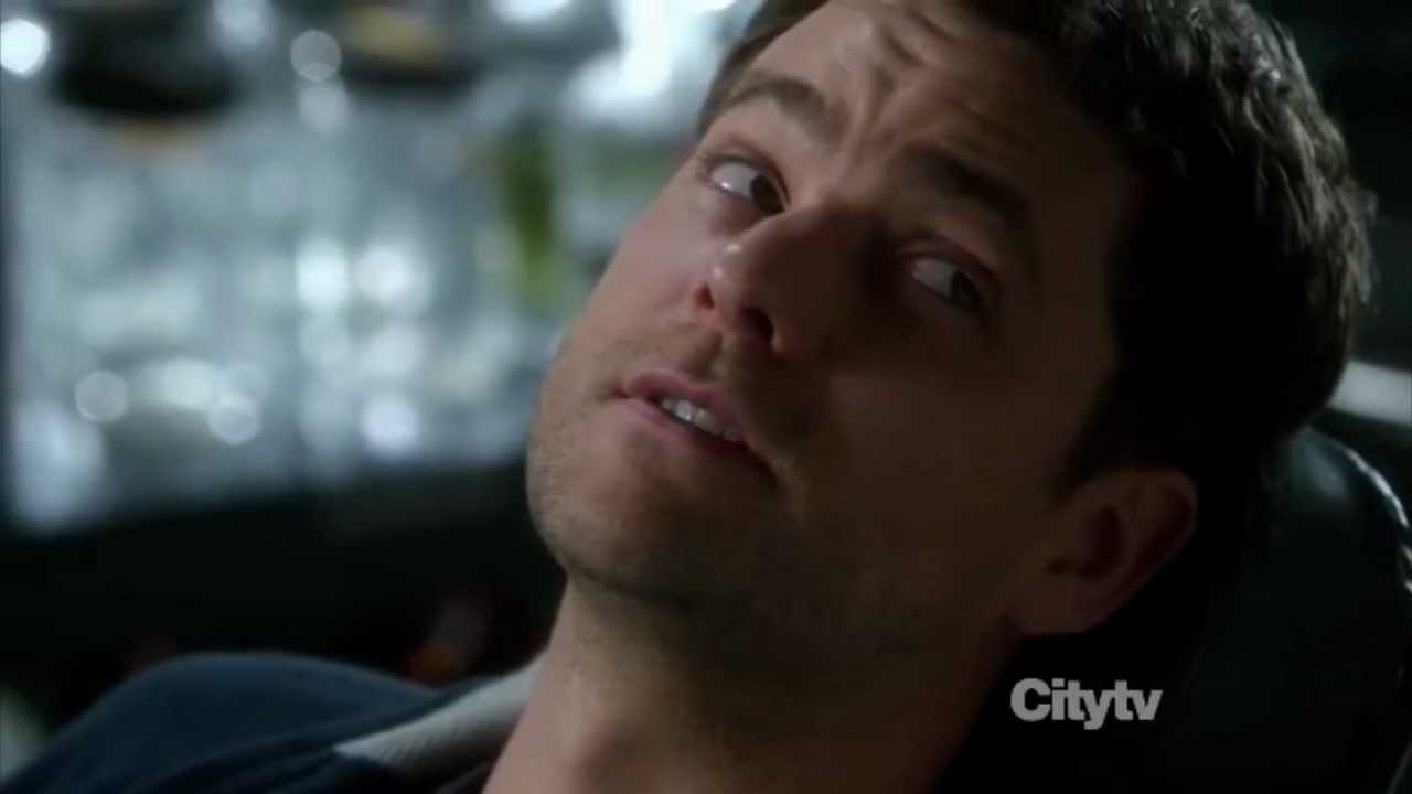 Fringe Episode 4.15 Scene - The Observer Did Something To Your Eye