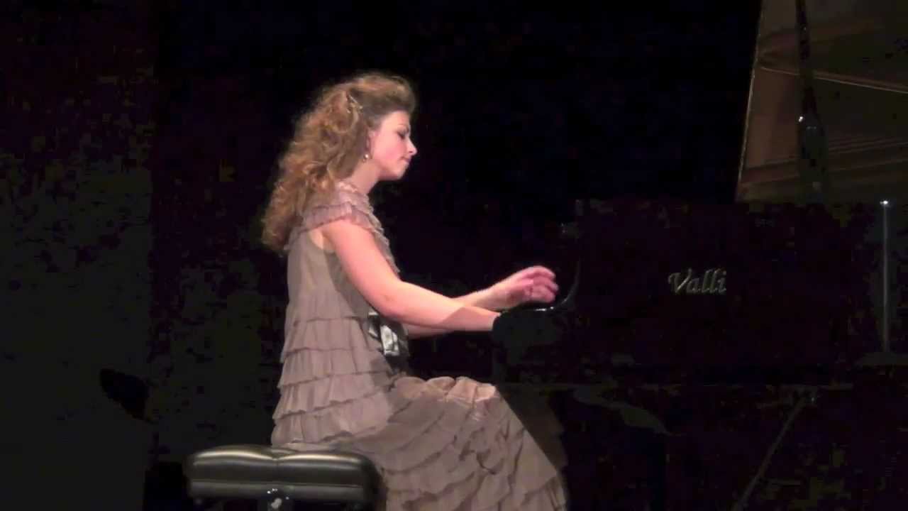 Liszt: Hungarian Rhapsody no. 4 played by Elisabeth Nielsen