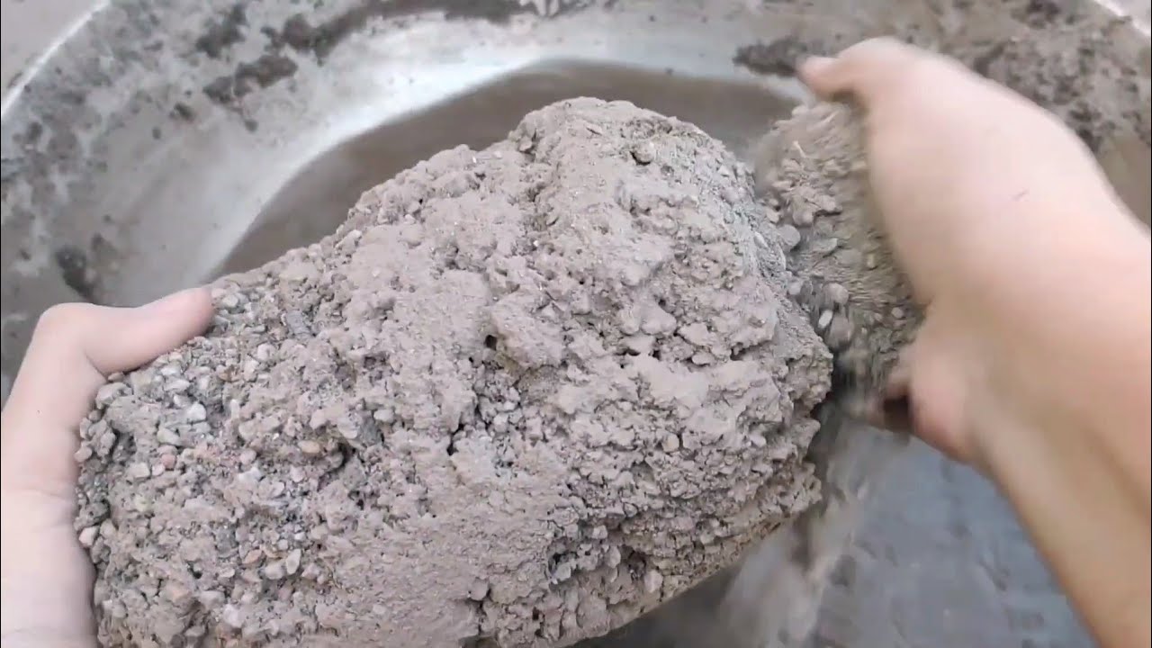White grainy sand smokey crumbling in lots of water +floor dry crumbling asmr video 💦😴🤤