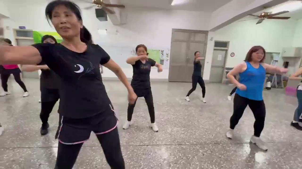 Groove with the Best / 運動舞 / 現學現錄