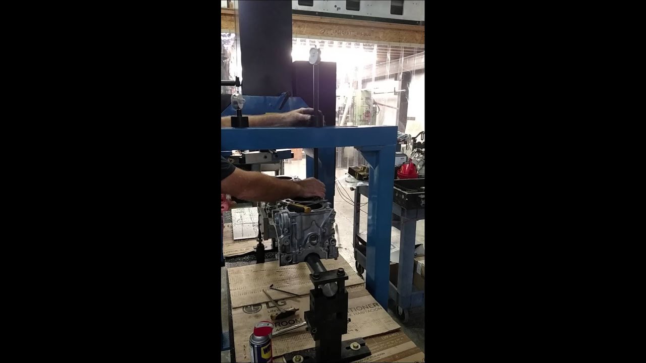 Surface Suburu crankcase halves on TS3000XLE