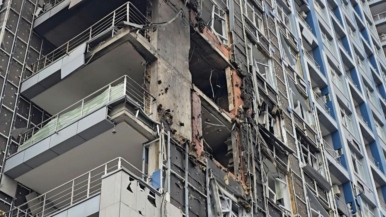 Aftermath of deadly overnight Russian strikes on Ukrainian capital | AFP