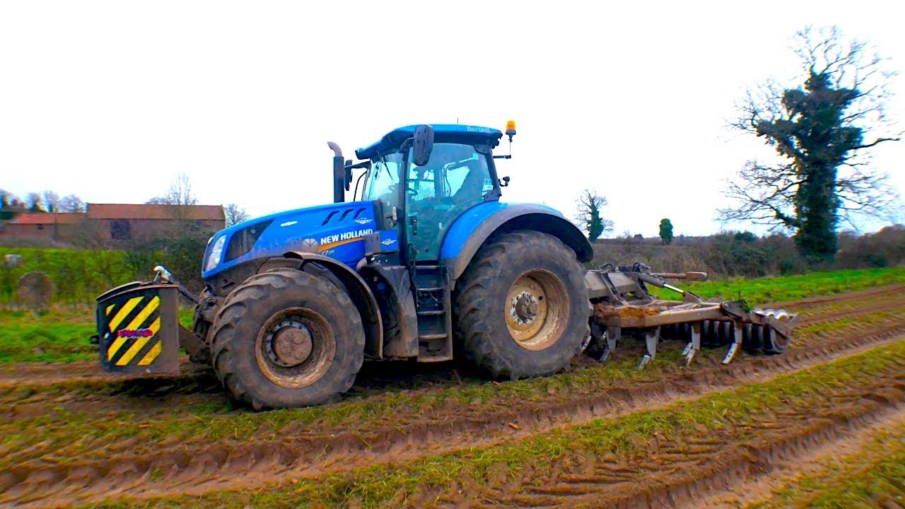 Bartlett's 300 Horsepower New Holland T7.315 With It's Custom Obliterator!