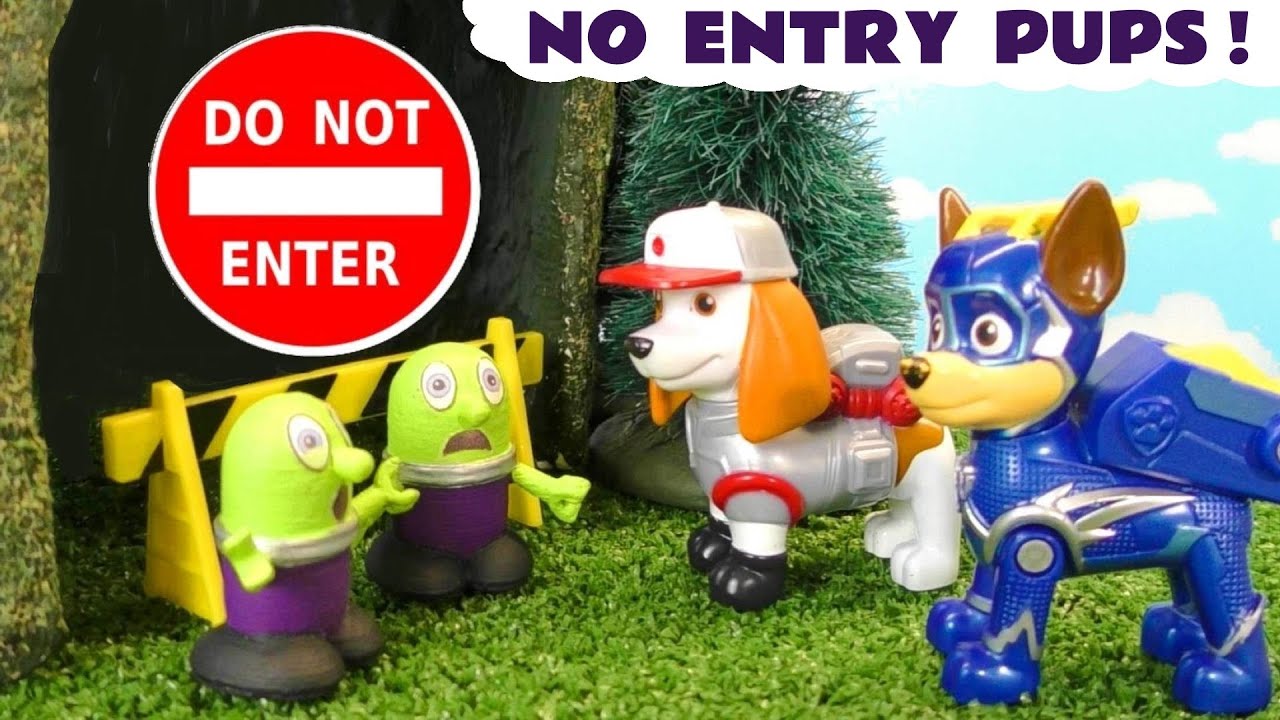 Why can't the Funlings let the Pups in to the Tunnel Stories