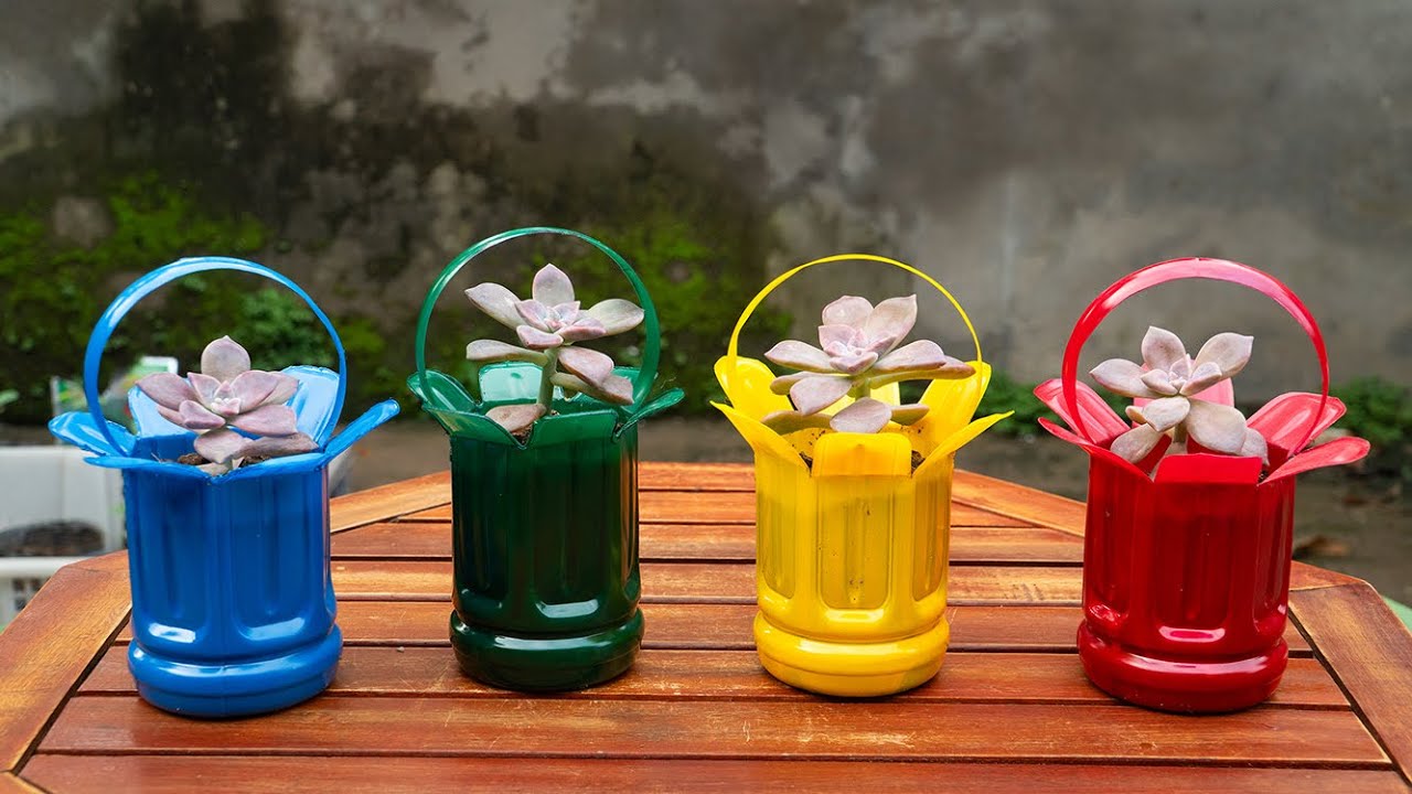 Great Plant Pot Ideas, Make Beautiful Plant Baskets From Old Plastic Bottles