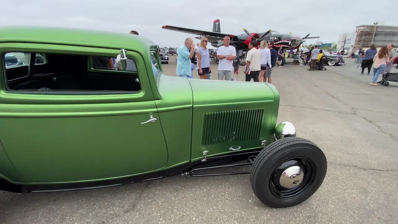 Hot Rods and Custom Cars at the Lyon Air Museum